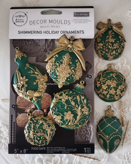 Decor Moulds® - Shimmering Holiday Ornaments
